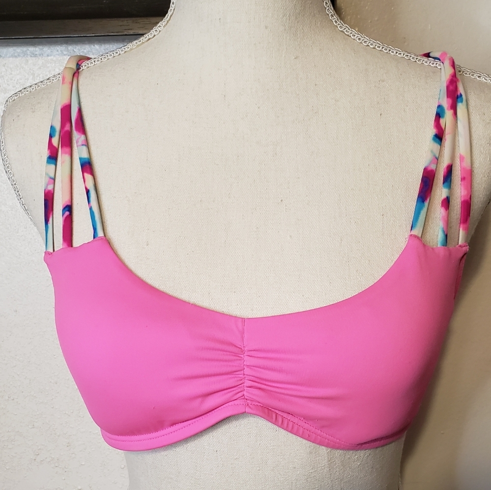 Victoria's Secret  Super Cute Bikini Top